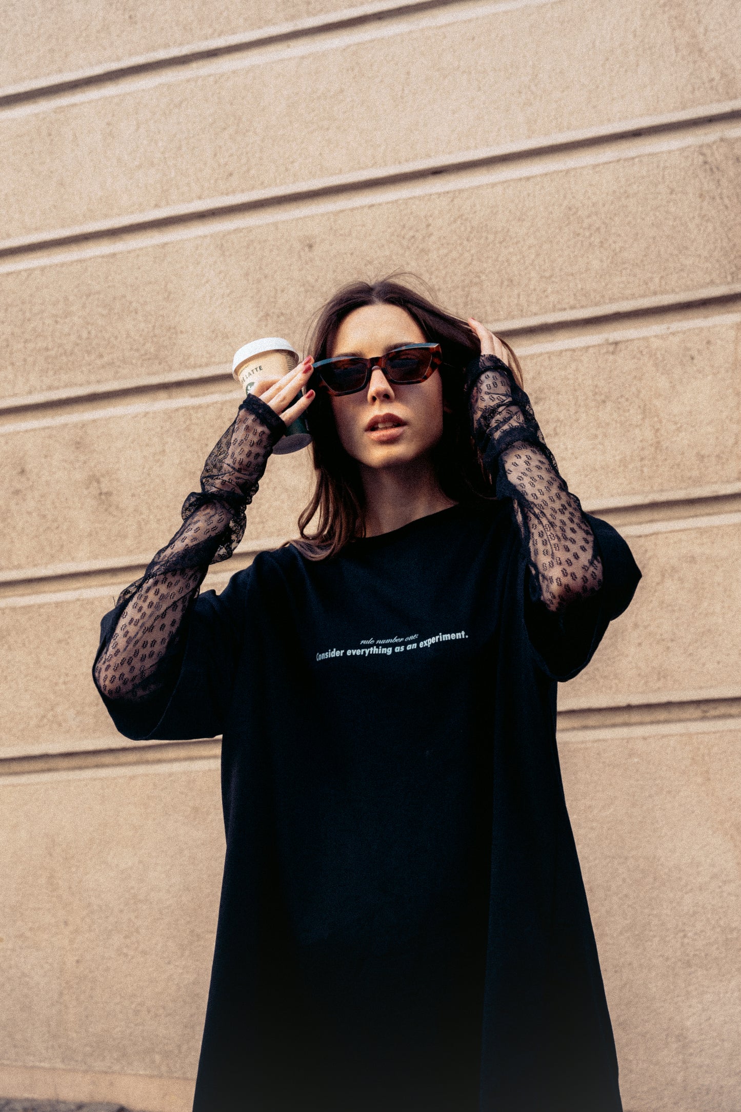 BLACK T-SHIRT
