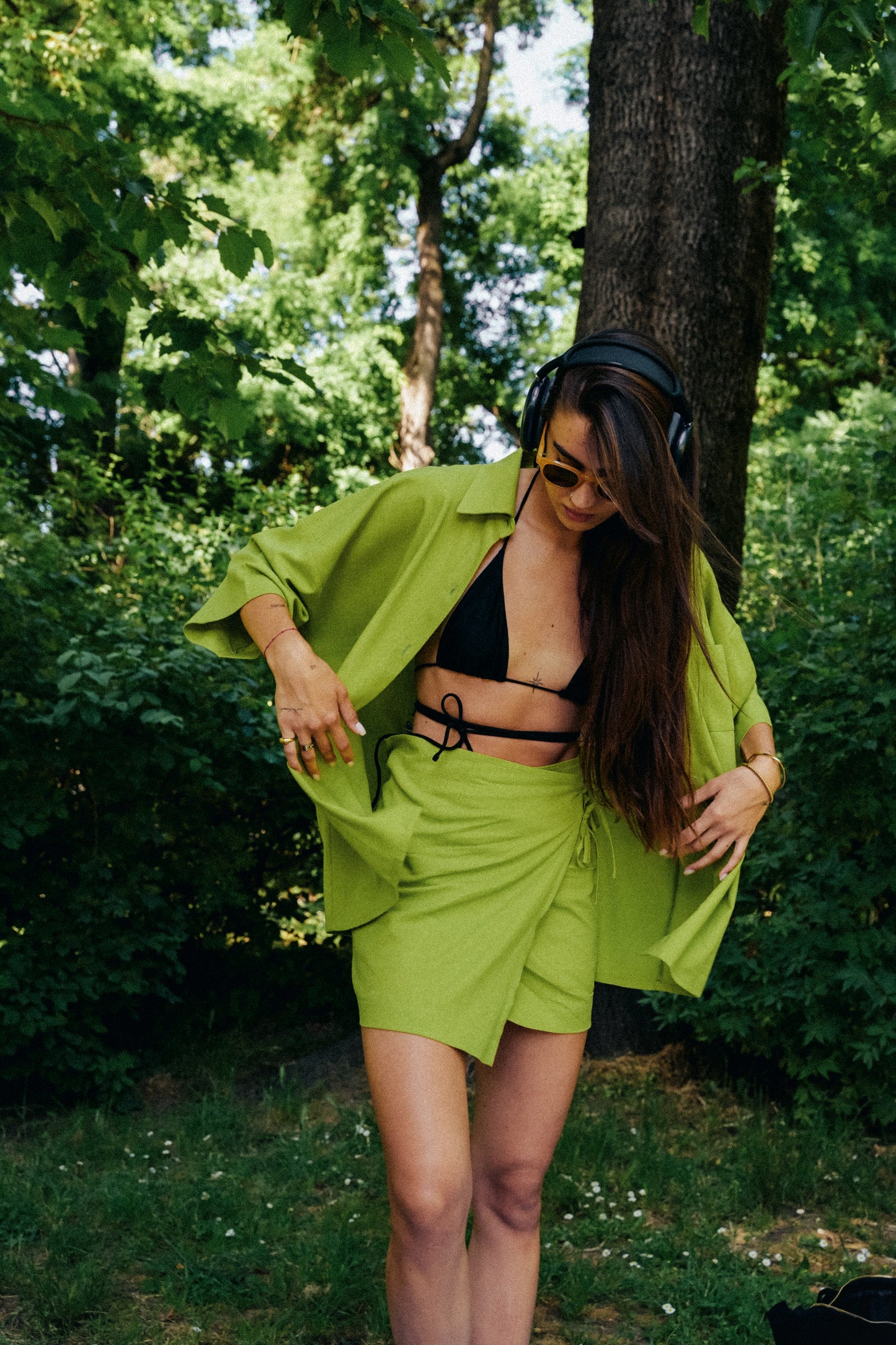 GREEN SHIRT