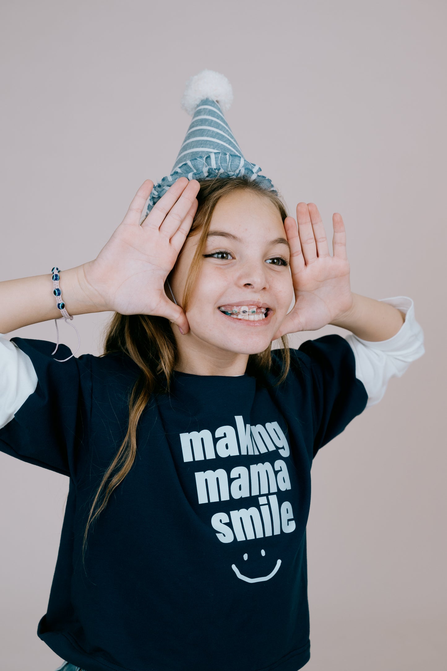 KIDS SWEATSHIRT MAKING MAMA SMILE