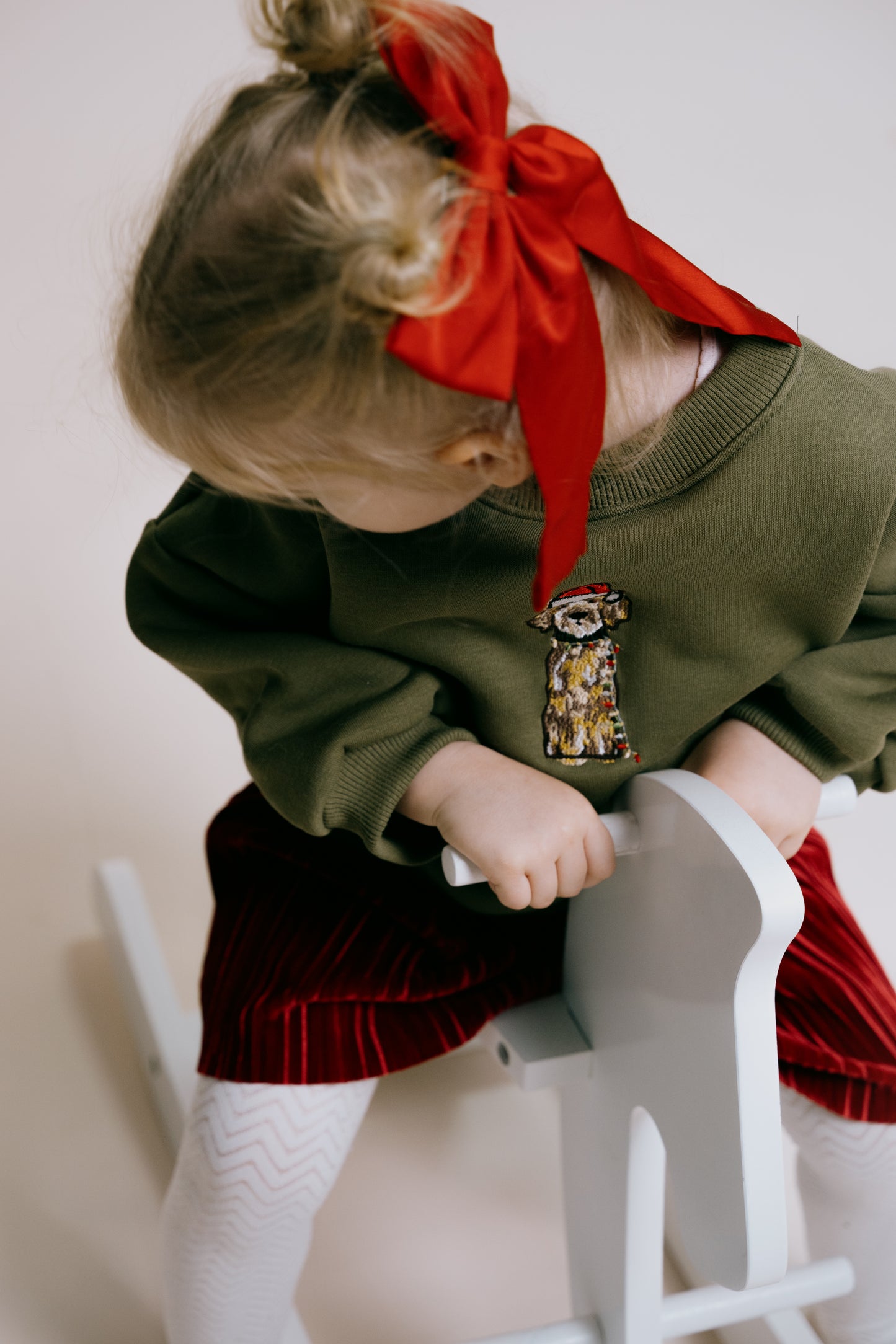 KIDS CHRISTMAS PUPPY SWEATSHIRT