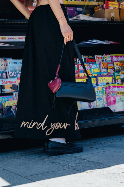 LONG BLACK SKIRT