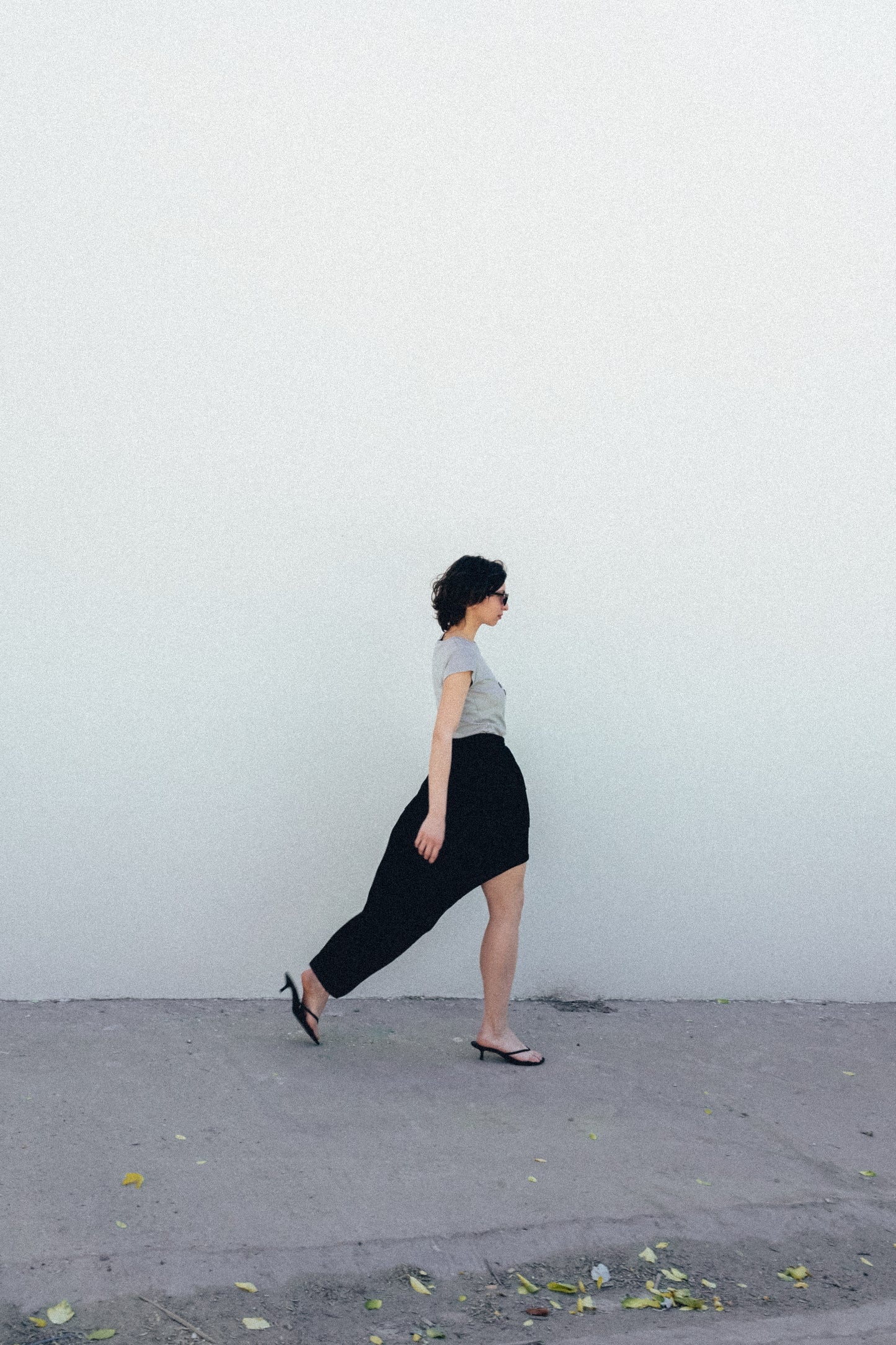 BLACK SKIRT
