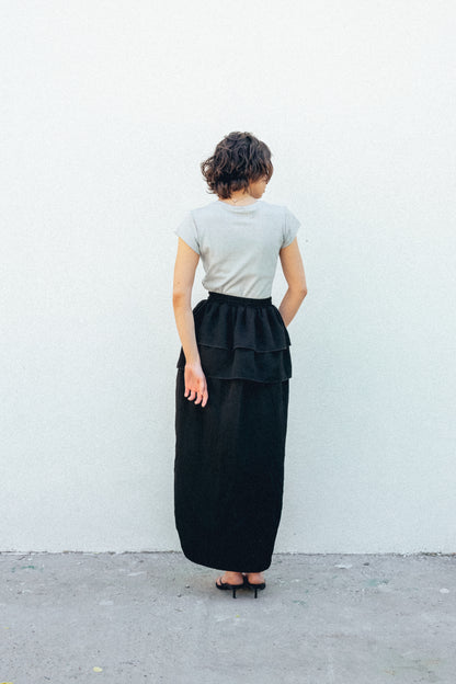 BLACK SKIRT