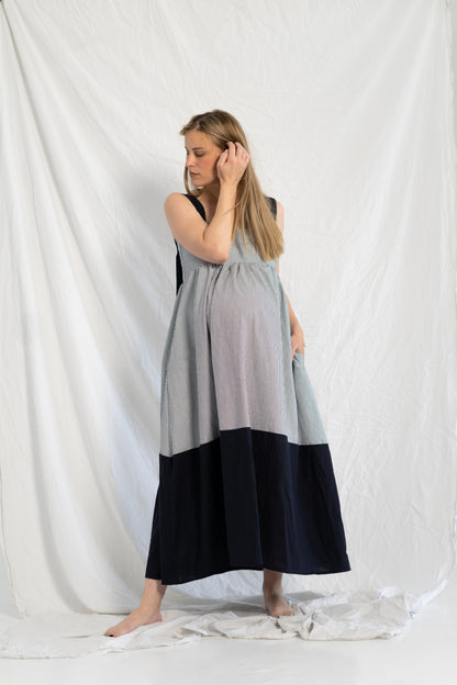 LONG NAVY DRESS