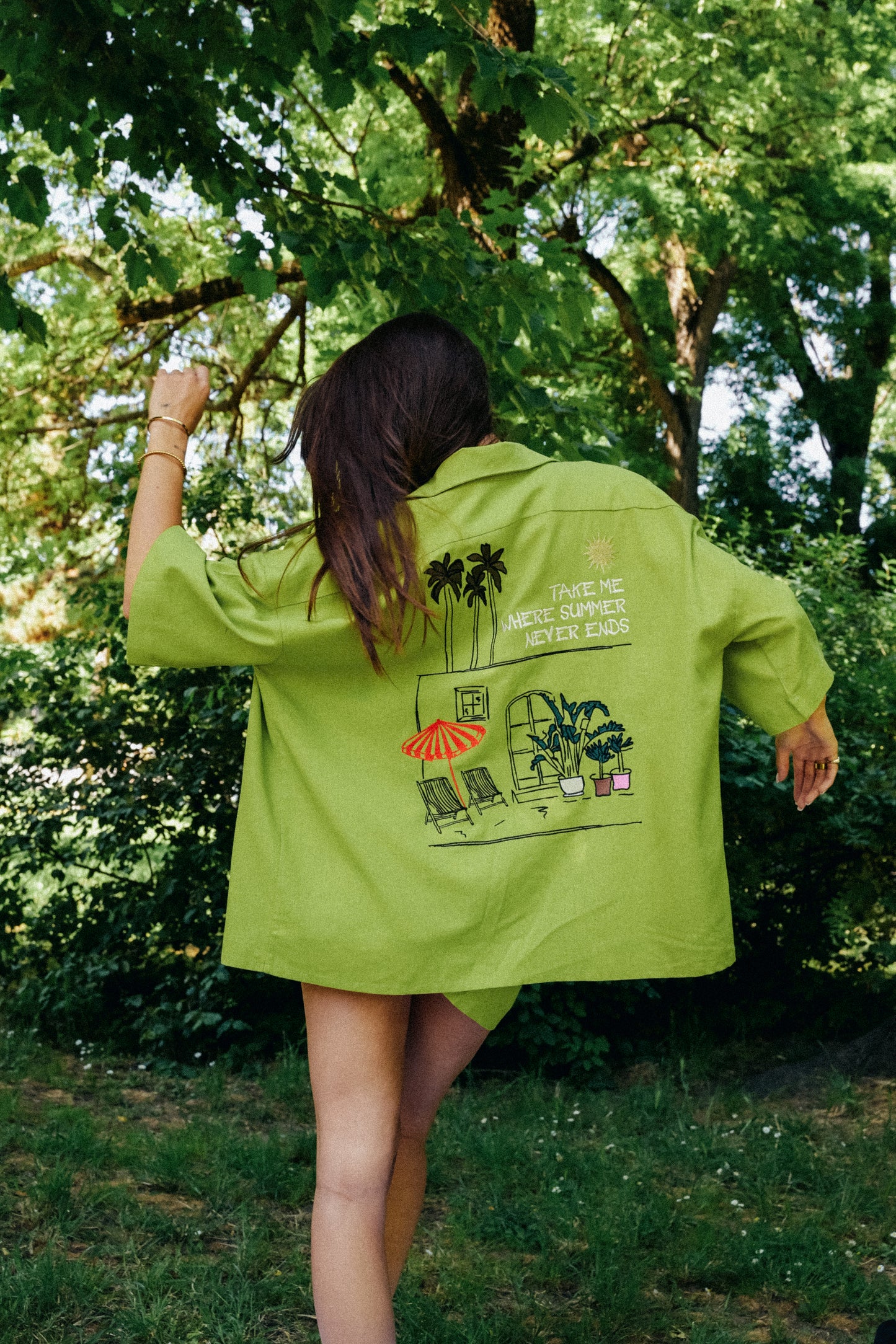 GREEN SHIRT
